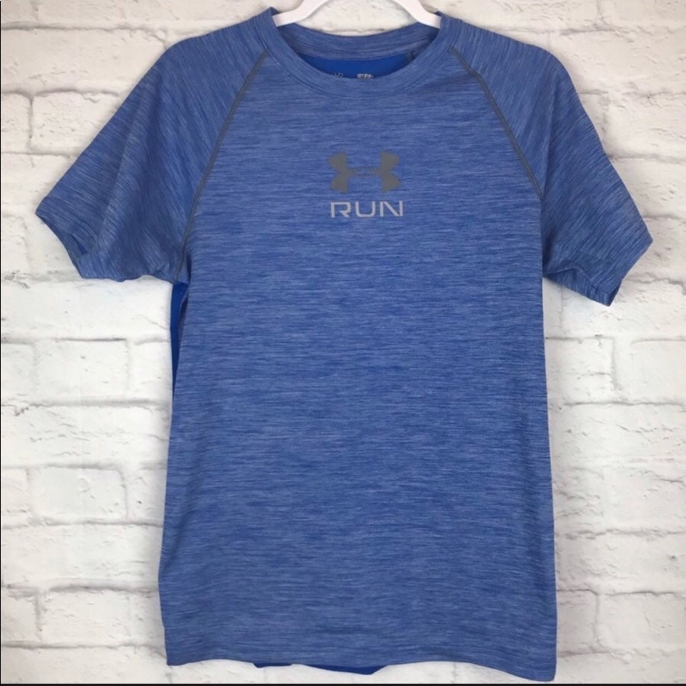 Under armour fitted top woman’s
